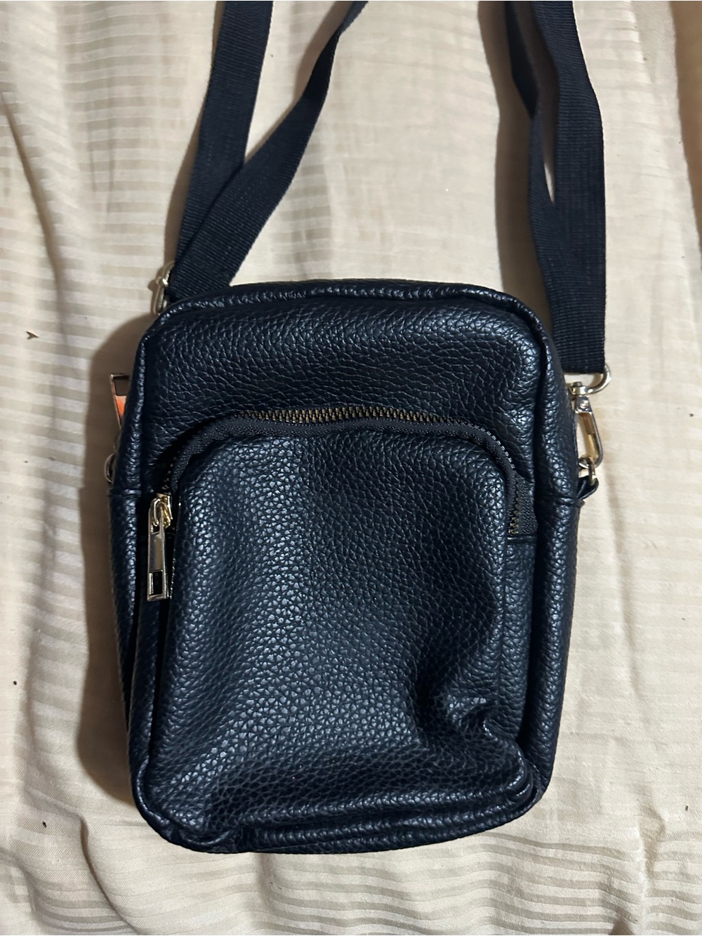 Men's Black Crossbody Phone Bag - Classic Pebbled Finish